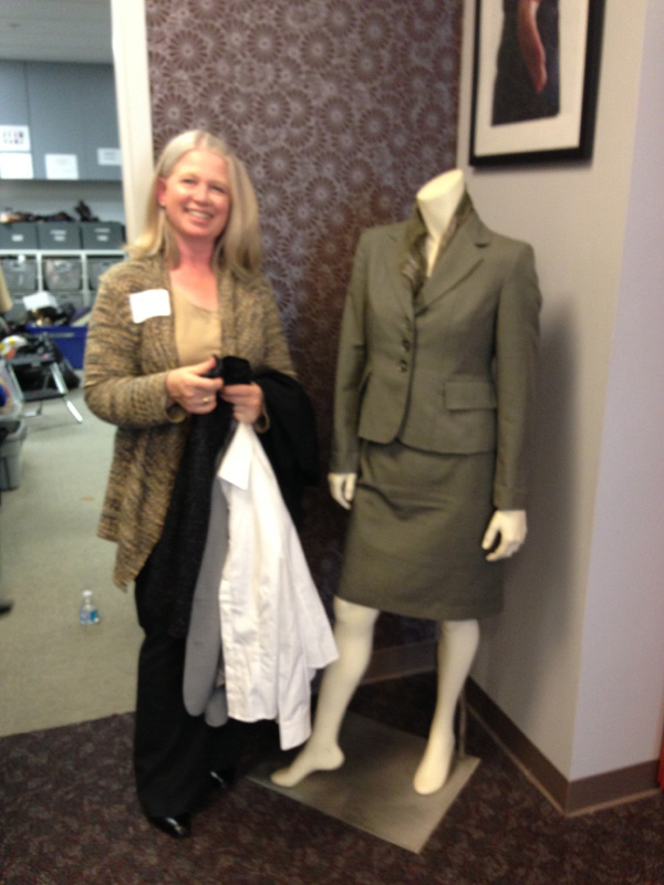FWSF Members Volunteer at Dress For Success Event